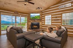 Cabin with Hot Tub, 2 Min to Dollywood - Image 4