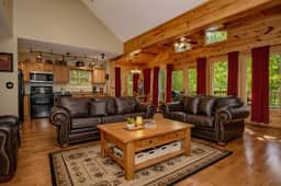 Gatlinburg Cabin with Hot Tub & Mountain Views - Image 5