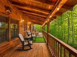 Mountaintop Log Cabin with Hot Tub, Pool & Fire Pit - Image 2