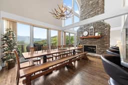 Luxury Chalet 5BR, Sleeps 18, Mind-Blowing Views - Image 4