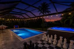 Brand New Luxe Waterfront Villa, Heated Pool, 4BR! - Image 3