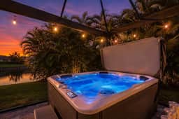 Brand New Luxe Waterfront Villa, Heated Pool, 4BR! - Image 4
