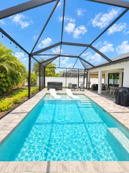 A Modern Vacation Home - Welcome to Pineapple Cove - Image 2