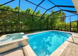 Naples Modern Masterpiece, 3BR, Pool, Spa & Bikes - Image 3