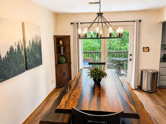Newly Updated 2BR Family Condo 1 mile to Dollywood - Image 4