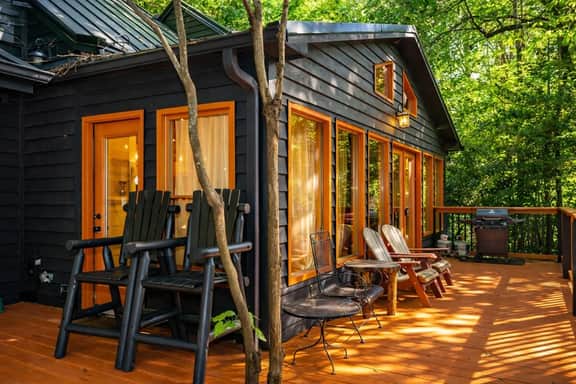Gatlinburg Cabin with Hot Tub & Mountain Views - Image 2