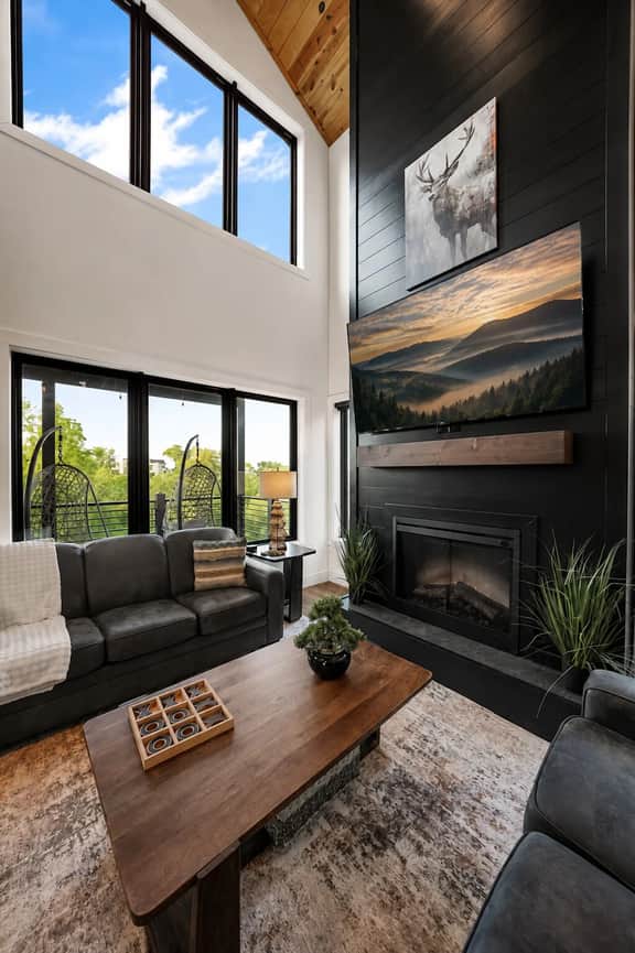 Ultimate Luxury 5 BR Cabin with indoor Pool, Hot Tub - Image 5