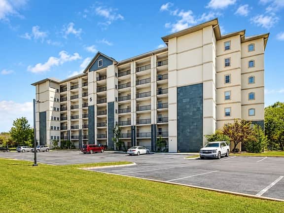 Updated 2BR Pigeon Forge Condo 100 Ft to Pkwy! - Image 2