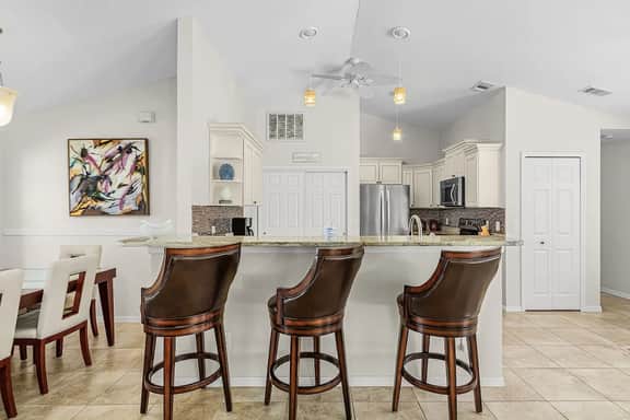 Luxe Cape Coral Pool Oasis Dog-Friendly, 3BR! - Image 5