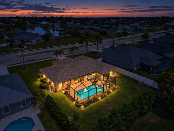 Luxe Cape Coral Pool Oasis Dog-Friendly, 3BR! - Image 2